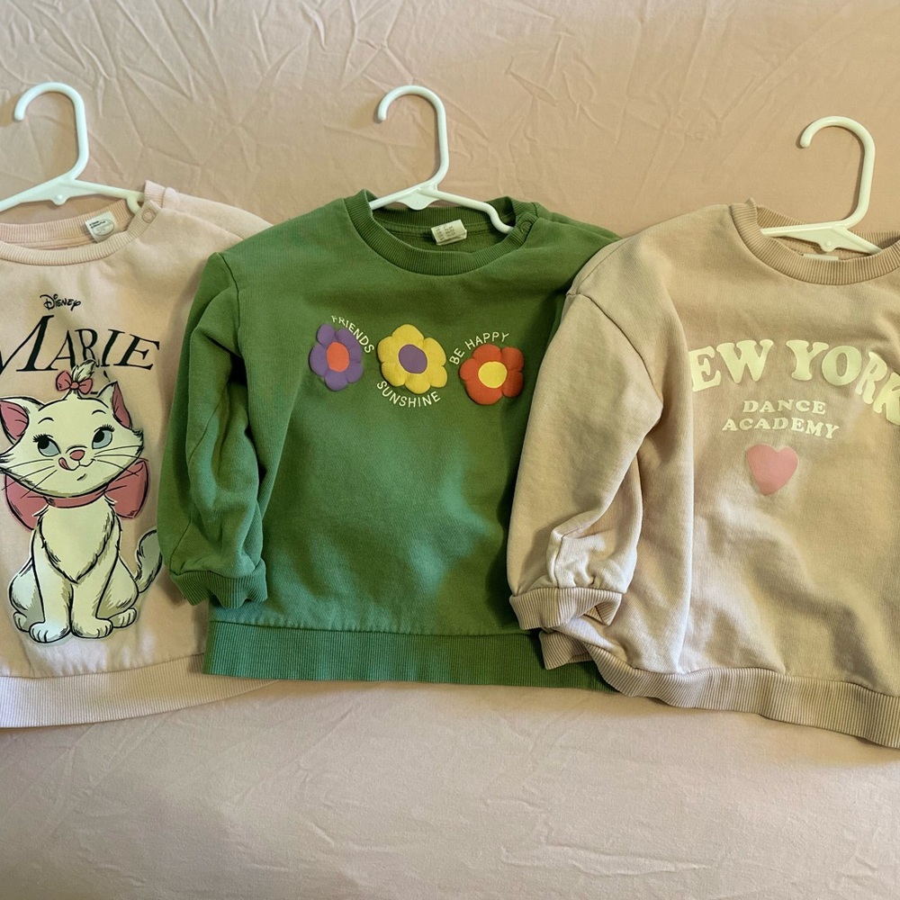 H&M toddler sweatshirt bundle of 3